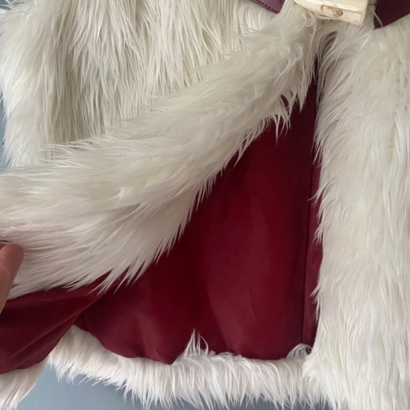 Studio Ghibli Princess Mononoke Faux mohair hooded vest size MED cosplay women's - Picture 10 of 10